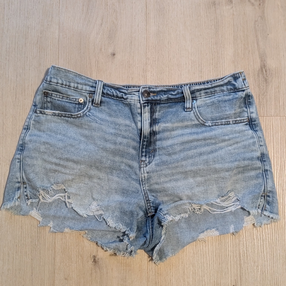 Aerie Distressed Bootie Shorts